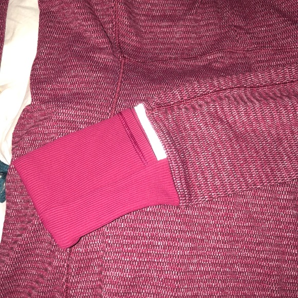 LULULEMON half zip up - Picture 6 of 8